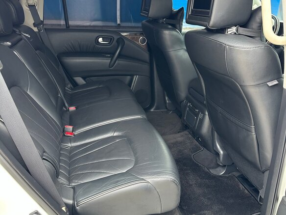 2014 Infiniti QX80 I Рестайлинг, белый - вид 10