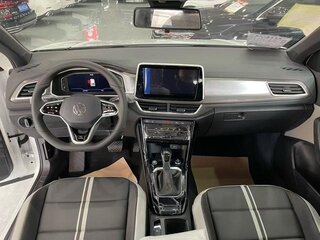 2025 Volkswagen T-Roc I (China Market), белый, 2910000 рублей, вид 5