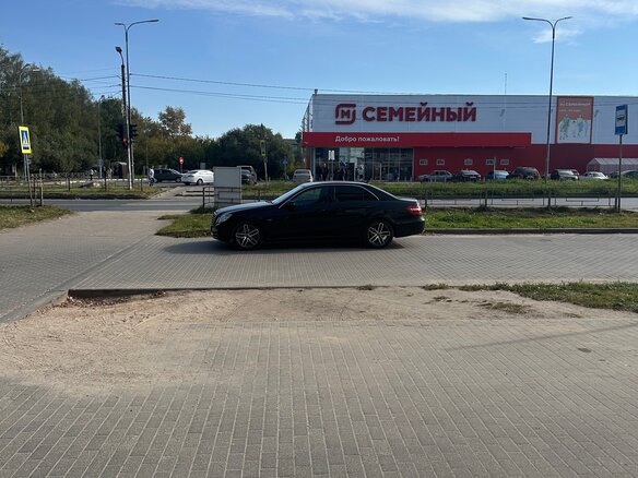 2011 Mercedes-Benz E-Класс 200 7G-Tronic IV (W212, S212, C207), чёрный, 1400000 рублей - вид 12