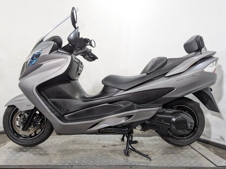 2016 Suzuki Burgman (SkyWave) 400, серый, 389000 рублей, вид 3