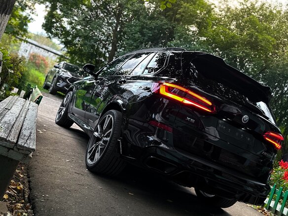 2019 BMW X5 M50d IV (G05/G18), чёрный, 5500000 рублей - вид 18