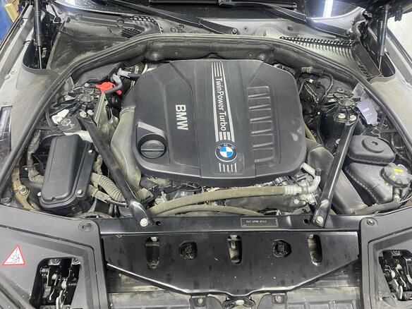2015 BMW 5 серии 530d xDrive VI (F10/F11/F07) Рестайлинг, чёрный, 3620000 рублей - вид 15