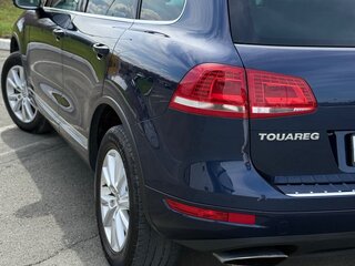 2014 Volkswagen Touareg II, синий, 3600000 рублей, вид 4