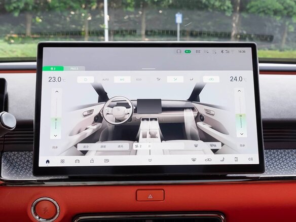 2026 Toyota bZ3X 67.9 kWh, белый, 3400000 рублей - вид 16