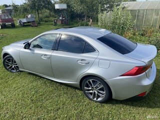 2018 Lexus IS 300 III Рестайлинг, серебристый, 3600000 рублей, вид 3