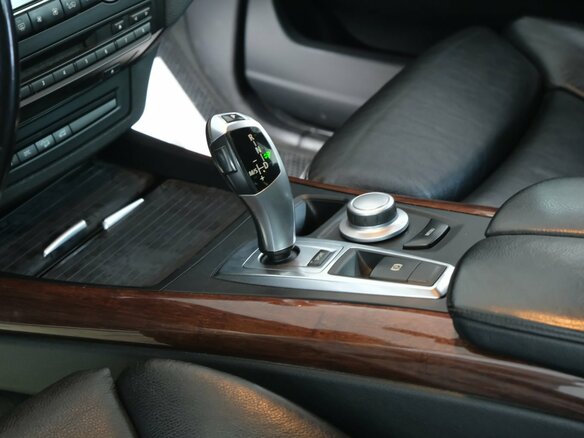 2008 BMW X5 35d II (E70), серебристый, 1799000 рублей - вид 16