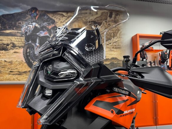2025 KTM 1390 Super Adventure, оранжевый - вид 14
