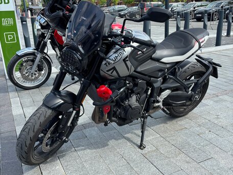 2022 Triumph Trident 660, чёрный, 750000 рублей, вид 1