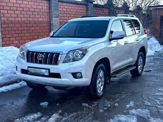 2013 Toyota Land Cruiser Prado 150 Series, белый, 3250000 рублей, вид 2