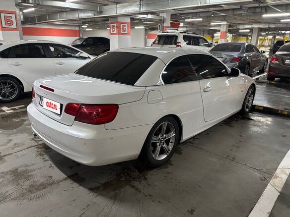 2010 BMW 3 серии 320i V (E90/E91/E92/E93) Рестайлинг, белый, 1200000 рублей - вид 4