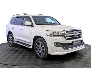 2015 Toyota Land Cruiser 200 Series Рестайлинг 2, белый, 4350000 рублей, вид 3