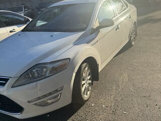 2013 Ford Mondeo IV Рестайлинг, белый, 800000 рублей, вид 1