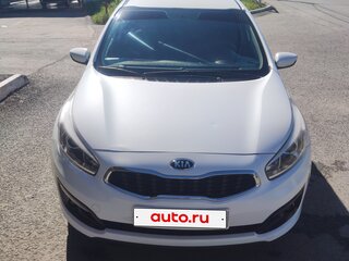 2016 Kia Ceed II Рестайлинг, белый, 1350000 рублей, вид 1