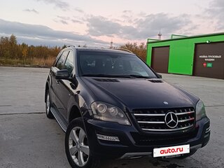 2011 Mercedes-Benz M-Класс 350 II (W164) Рестайлинг, синий, 1750000 рублей, вид 2