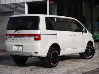 2016 Mitsubishi Delica D:5 I, белый, 1890000 рублей, вид 4