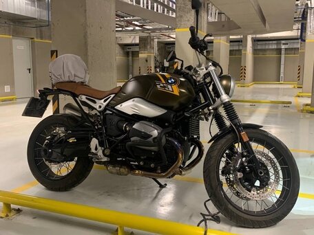 2021 BMW R Nine T Scrambler, коричневый, 1800000 рублей, вид 3
