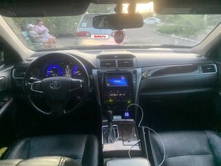 2016 Toyota Camry VII (XV50) Рестайлинг, чёрный, 2200000 рублей, вид 5