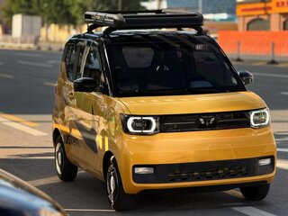 2022 Wuling Mini EV 13.8 kWh I, золотистый, 650000 рублей, вид 1