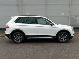 2019 Volkswagen Tiguan II, белый, 2299000 рублей, вид 4