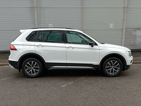 2019 Volkswagen Tiguan II, белый, 2149000 рублей, вид 4