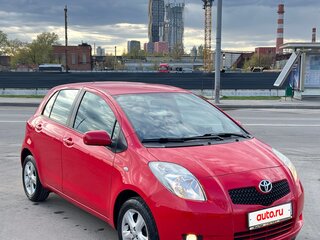 2008 Toyota Yaris Multimode II, красный, 730000 рублей, вид 3