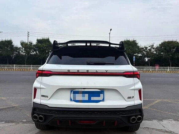 2023 Geely Coolray I Рестайлинг, белый - вид 4