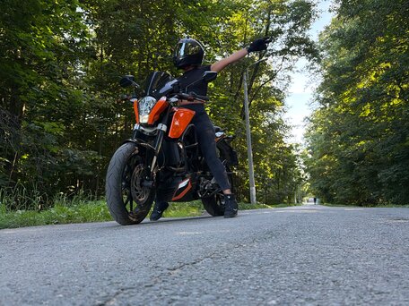 2014 KTM 200 Duke, чёрный, 250000 рублей, вид 3