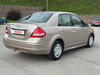 2013 Nissan Tiida I Рестайлинг, коричневый, 750000 рублей, вид 2