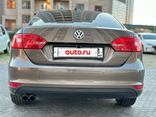 2011 Volkswagen Jetta VI, коричневый, 850000 рублей, вид 4