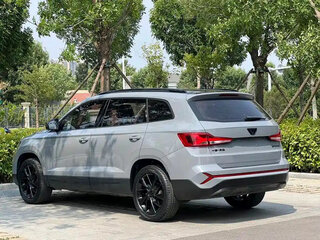 2022 Jetta VS7 I Рестайлинг 1, серый, 1200000 рублей, вид 5