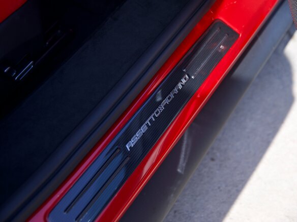 2023 Ferrari 296 GTB, красный, 34750000 рублей - вид 9