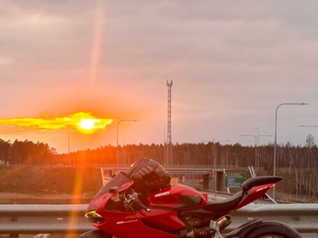 2012 Ducati 1199 Panigale, красный, 950000 рублей, вид 4