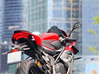 2025 QJMotor SRK 921 RR, красный, 1000000 рублей, вид 4