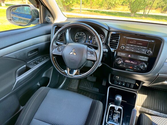 2018 Mitsubishi Outlander III Рестайлинг 3, синий, 1890000 рублей - вид 15