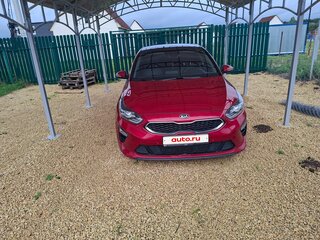 2018 Kia Ceed III, красный, 1400000 рублей, вид 2
