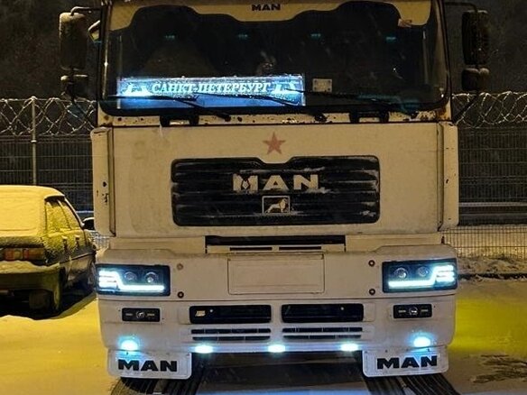 2000 MAN F 2000, белый, 1400000 рублей