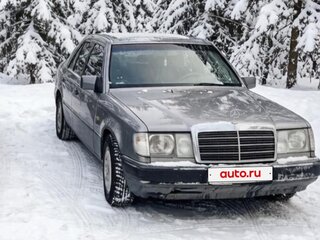 1993 Mercedes-Benz W124 200, серый, 300000 рублей, вид 1