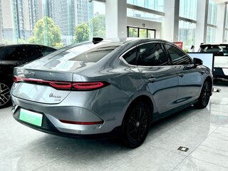 2025 BYD Qin Plus EV 510 I Рестайлинг, серебристый, 1800678 рублей, вид 4