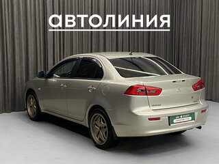 2013 Mitsubishi Lancer X Рестайлинг, серебристый, 730000 рублей, вид 3