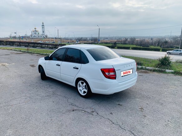2019 Lada (ВАЗ) Granta I Рестайлинг, белый, 550000 рублей - вид 5