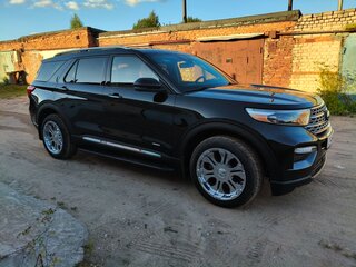 2021 Ford Explorer VI, чёрный, 3900000 рублей, вид 1