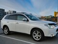 2014 Mitsubishi Outlander III, белый, 1680000 рублей - вид 8