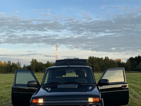 2024 Lada (ВАЗ) Niva Legend I, зелёный, 880000 рублей, вид 2