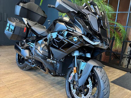 2025 BMW R 1300 RT, чёрный, 3550000 рублей, вид 2
