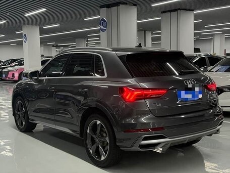 2020 Audi Q3 35 TFSI II (F3), серый, 1790000 рублей, вид 5