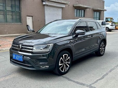 Volkswagen Tharu I