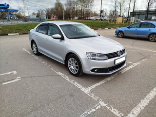 2012 Volkswagen Jetta VI, серебристый, 850000 рублей, вид 2