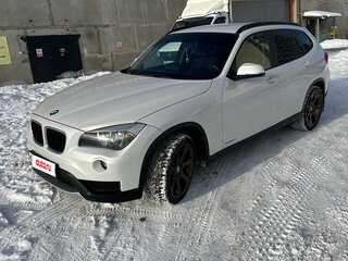2013 BMW X1 20i I (E84) Рестайлинг, белый, 1530000 рублей, вид 1