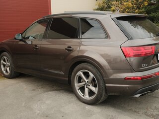 2017 Audi Q7 II (4M), коричневый, 5499000 рублей, вид 3