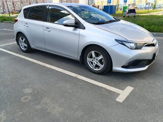 2016 Toyota Auris II Рестайлинг, серый, 1300000 рублей, вид 2